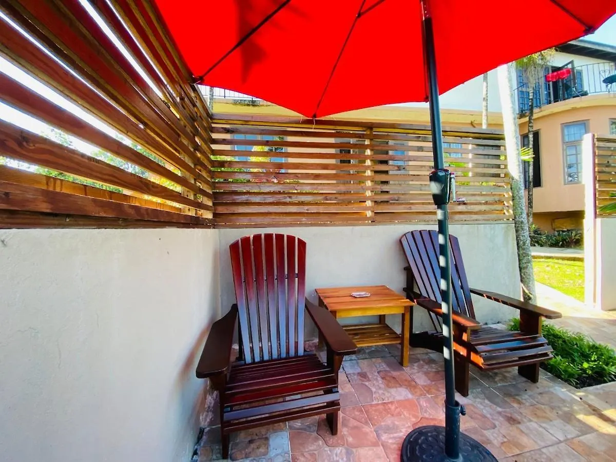 The Coconut Palm Villa- With Wifi And Pool Ocho Rios